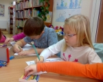 20090128561